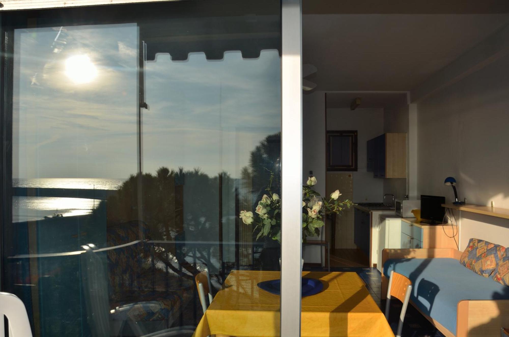 ונטימיגליה Residence Costa Templada מראה חיצוני תמונה